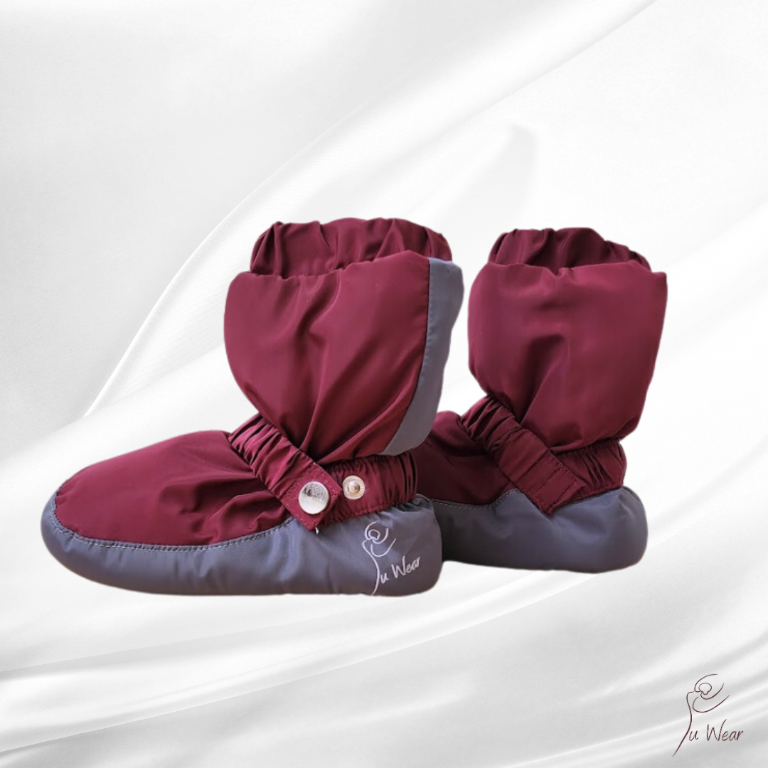 YUletide Booties in Berry Noir (Burgundy)